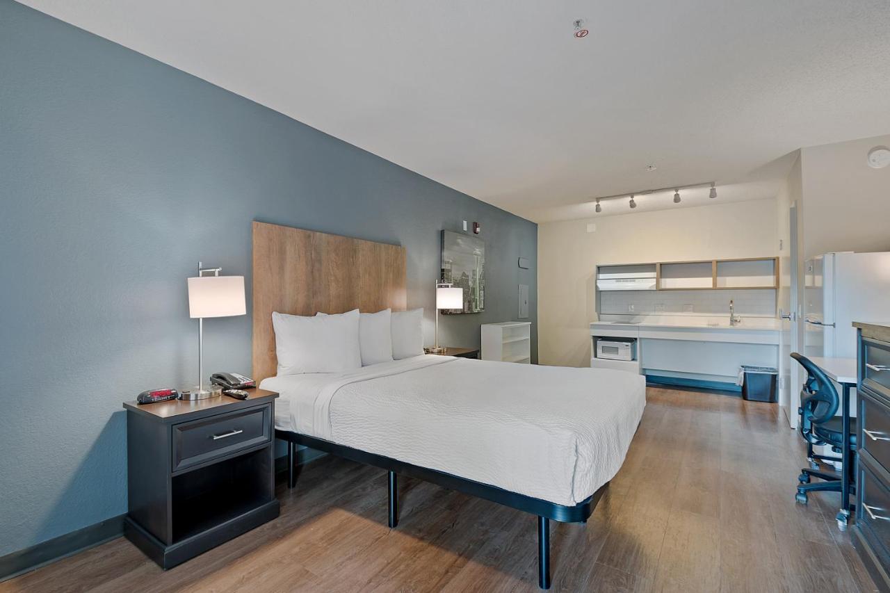 Extended Stay America Suites - Miami - Airport - Blue Lagoon Exterior photo