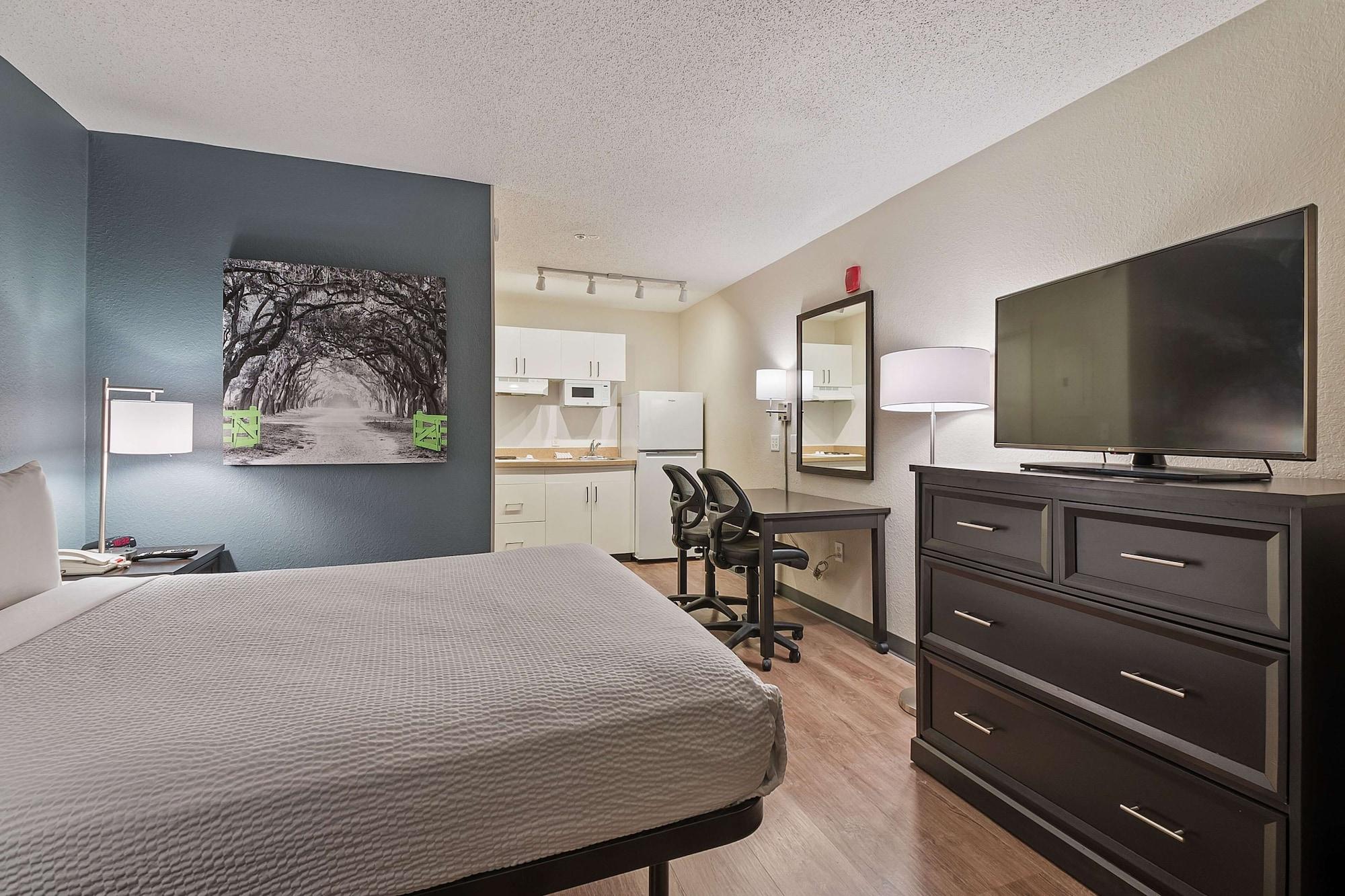 Extended Stay America Suites - Miami - Airport - Blue Lagoon Exterior photo