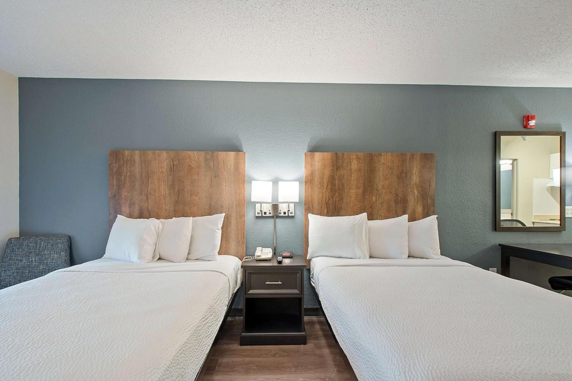 Extended Stay America Suites - Miami - Airport - Blue Lagoon Exterior photo